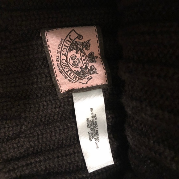 Juicy Couture 2 Piece Scarf and Hat Set - Picture 14 of 14